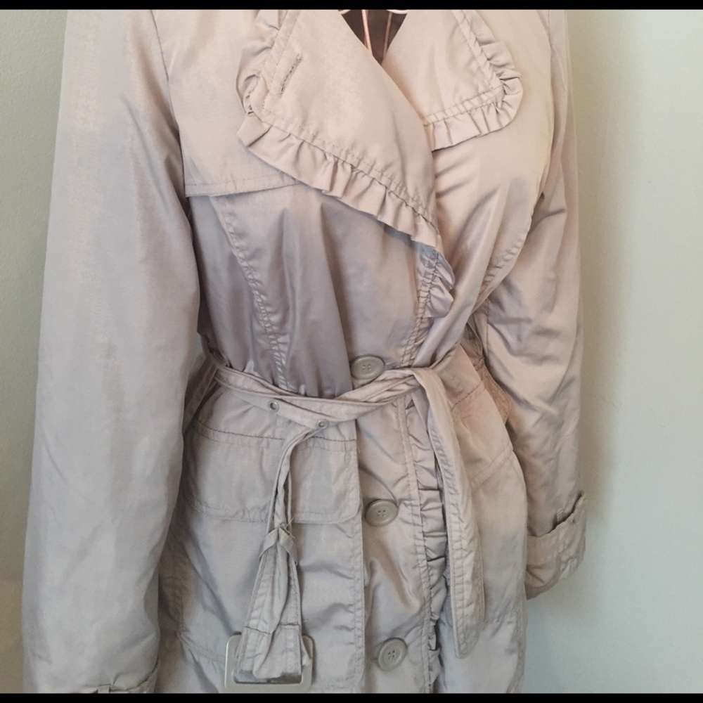 Grey Jacket - Picture 3 of 4